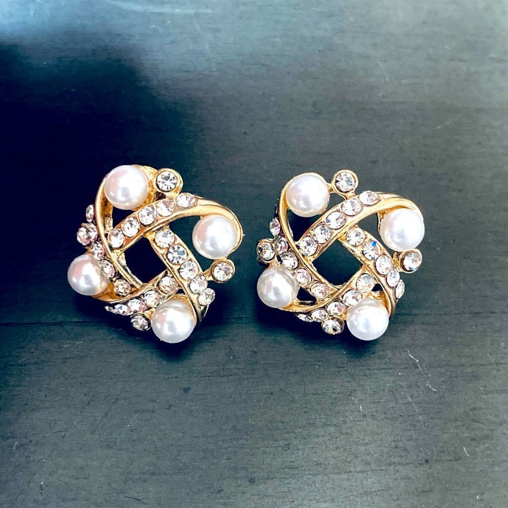 NWT Vintage Gold Pearl Crystal Formal Earrings
